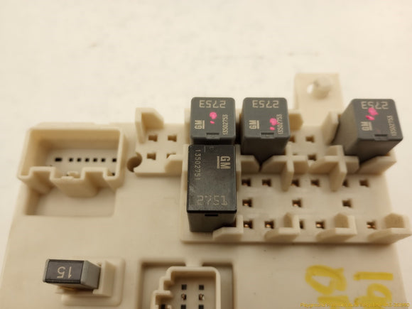 Cadillac CTS Engine Fuse Box