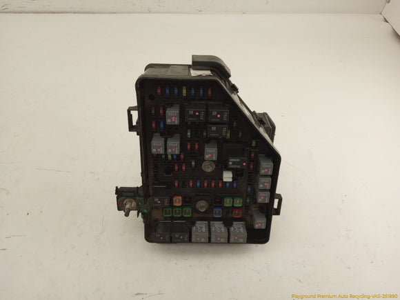 Cadillac CTS Engine Fuse Box
