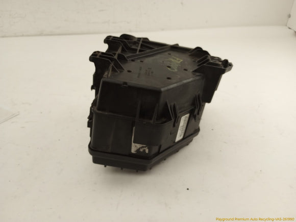 Cadillac CTS Engine Fuse Box