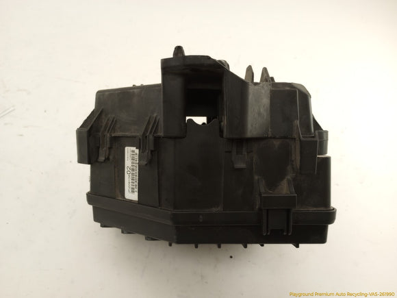 Cadillac CTS Engine Fuse Box