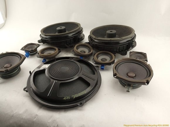 Cadillac CTS Set Of Audio Speakers