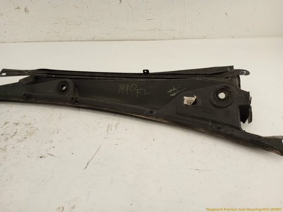 Cadillac CTS Passenger Front Left Cowl Vent Panel