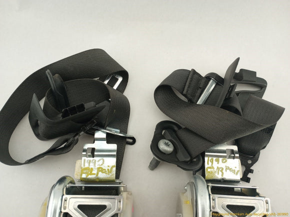 Cadillac CTS Pair Of Front Seat Belt Retractors