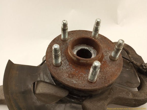Cadillac CTS Passenger Right Front Spindle Knuckle Hub