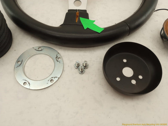 Nissan 300ZX Aftermarket Grant Steering Wheel Kit