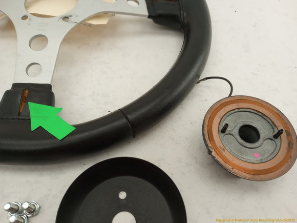 Nissan 300ZX Aftermarket Grant Steering Wheel Kit