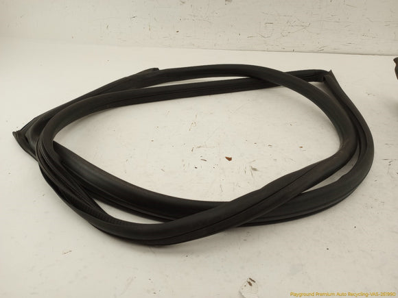 Cadillac CTS Pair Of Front Door Glass Window Weatherstrip