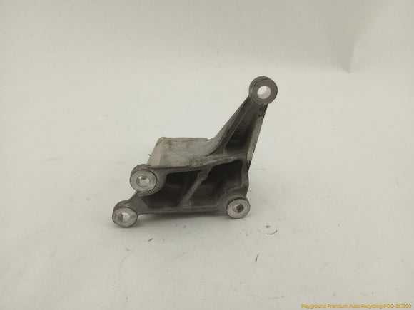 Cadillac CTS Front Left Engine Mount