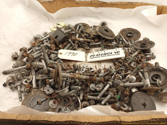 Cadillac CTS Dismantling Hardware Fasteners Bolts & Nuts