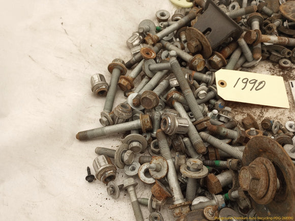 Cadillac CTS Dismantling Hardware Fasteners Bolts & Nuts