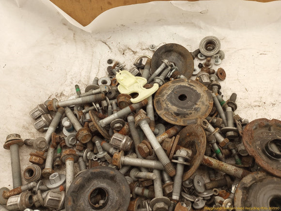 Cadillac CTS Dismantling Hardware Fasteners Bolts & Nuts