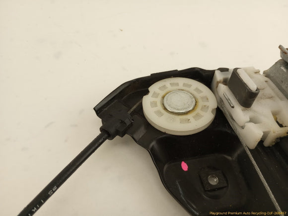 Cadillac CTS Driver Left Front Door Window Regulator