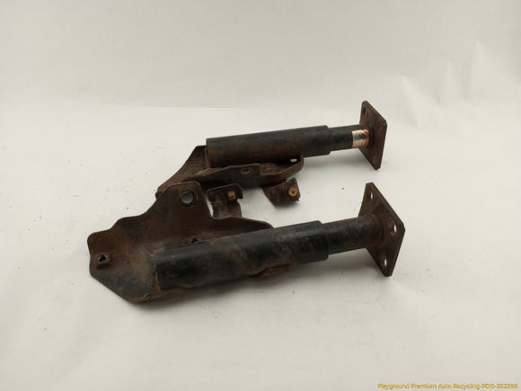 Nissan 300ZX Pair Of Front Bumper Brackets
