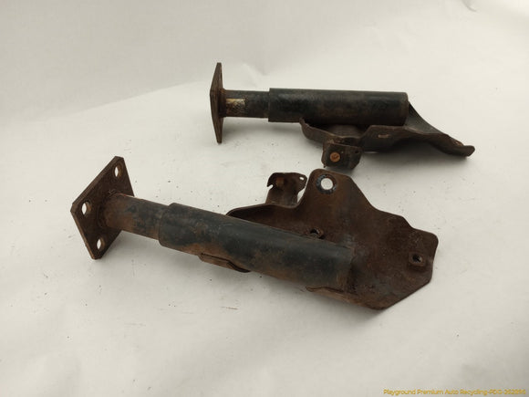 Nissan 300ZX Pair Of Front Bumper Brackets