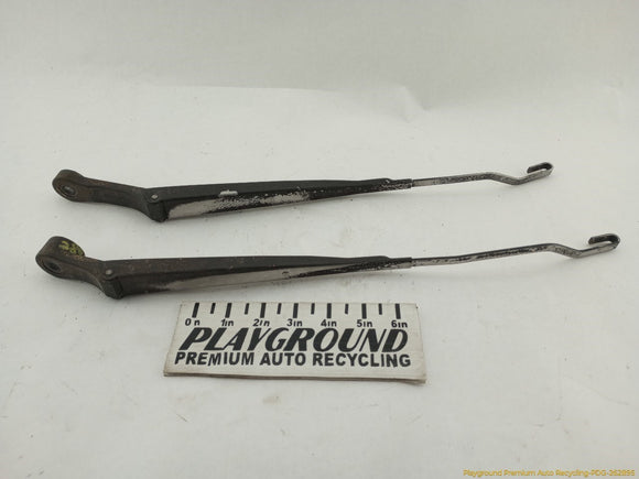 Nissan 300ZX Pair Of Windshield Wiper Arms