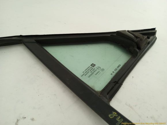 Cadillac CTS Passenger Right Rear Door Vent Glass