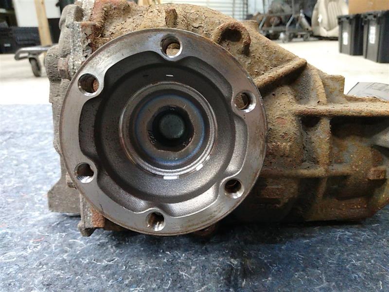 Land Rover Range Rover Rear Differential Axle Carrier