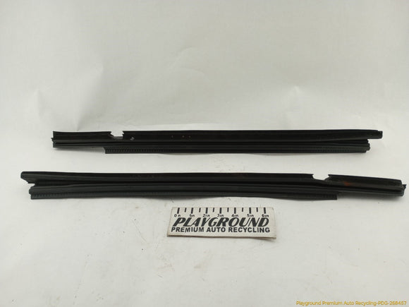 Cadillac CTS Pair Of Rear Window Belt Seal Weatherstrip