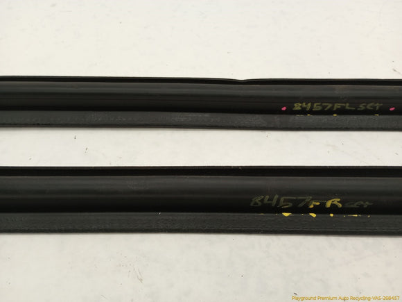 Cadillac CTS Pair of Front Door Inner Window Belt Weatherstrip Seals