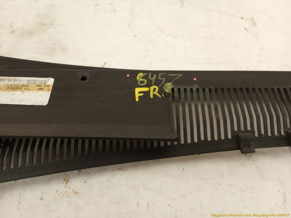 Cadillac CTS Passenger Right Air Inlet Grille