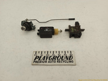 BMW Z3 Trunk Lid Lock Mechanism