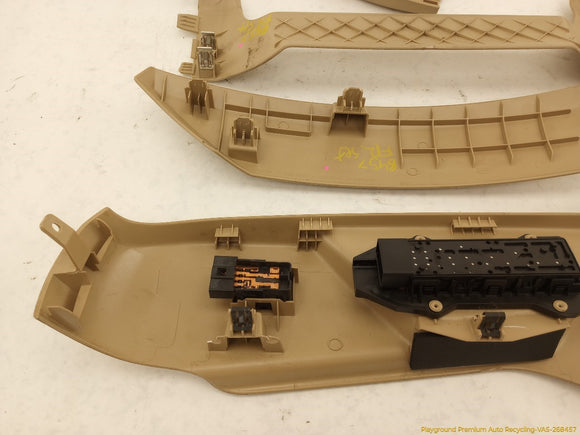 Cadillac CTS Front Right Lower Seat Trim Set