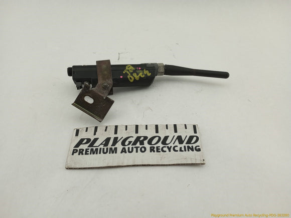 BMW Z3 Rear Left Radio Antenna