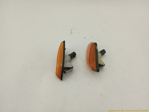 BMW Z3 Pair Of Front Fender Side Markers