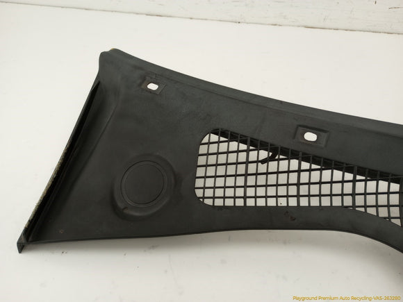 BMW Z3 Windshield Cowl Vent Center Trim