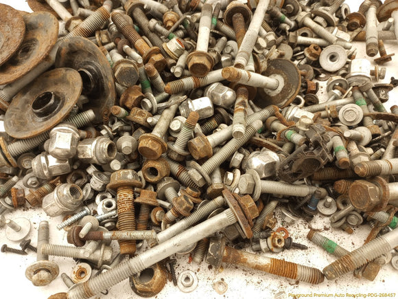 Cadillac CTS Dismantling Hardware Fasteners Bolts & Nuts