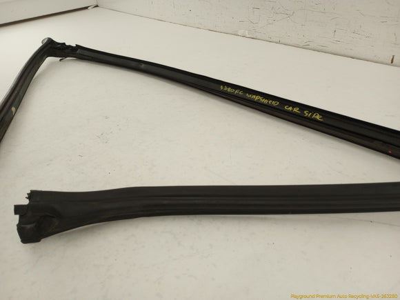 BMW Z3 Windshield Car Side Seal Weatherstrip