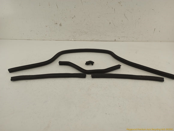 BMW Z3 Under Hood Seal Weatherstrip Set