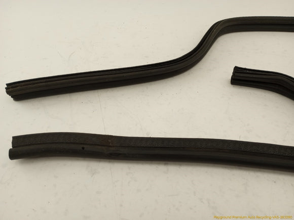 BMW Z3 Under Hood Seal Weatherstrip Set