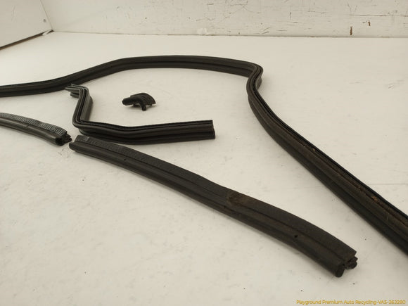 BMW Z3 Under Hood Seal Weatherstrip Set