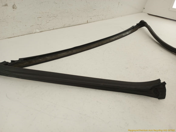 BMW Z3 Windshield Car Side Seal Weatherstrip