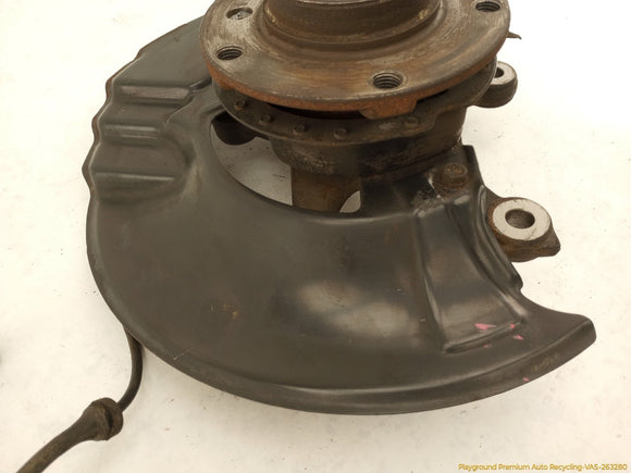 BMW Z3 Passenger Right Front Spindle Knuckle Hub