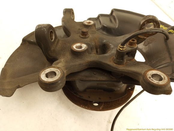 BMW Z3 Passenger Right Front Spindle Knuckle Hub