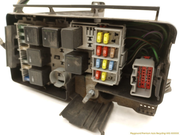 Volvo XC70 Engine Fuse Box