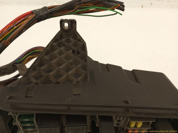 Volvo XC70 Engine Fuse Box