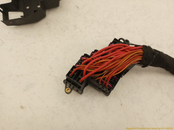Porsche Cayenne Passenger Right Cabin Fuse Box