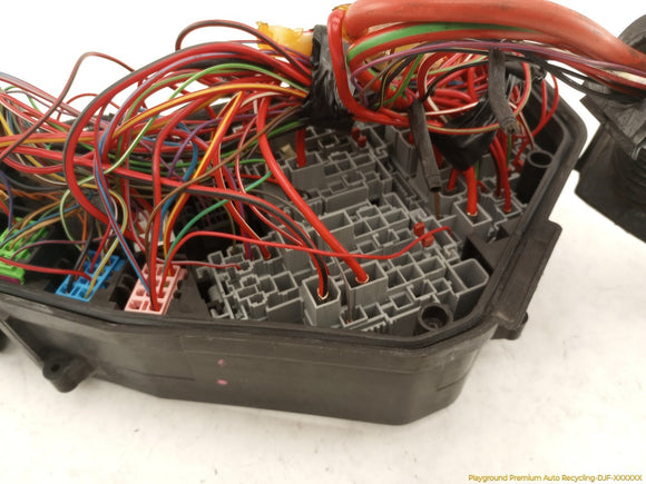 Porsche Cayenne Engine Fuse Box