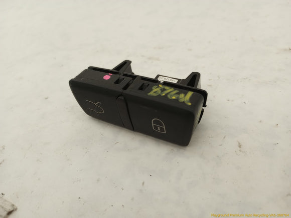 Alfa Romeo Stelvio Liftgate Lock Control Switch