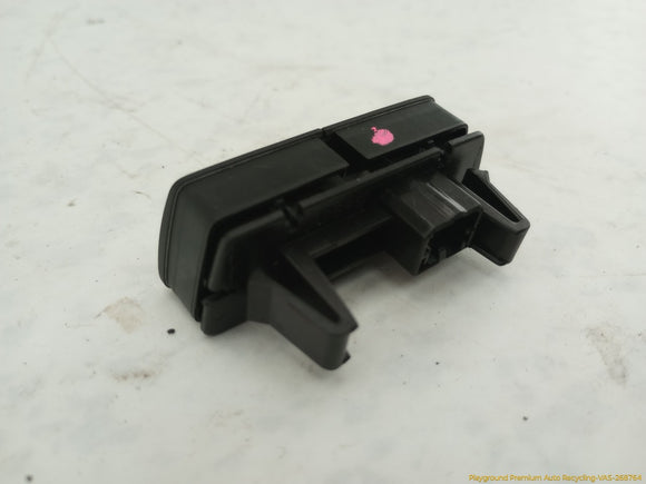 Alfa Romeo Stelvio Liftgate Lock Control Switch