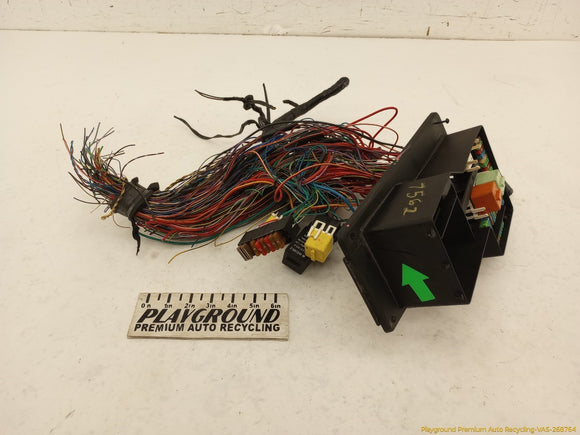BMW Z3 Engine Fuse Box