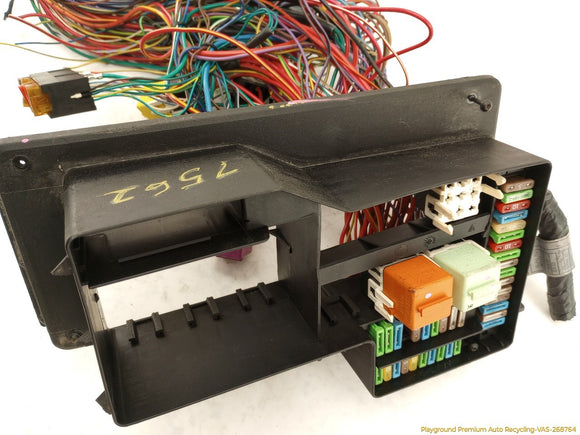 BMW Z3 Engine Fuse Box