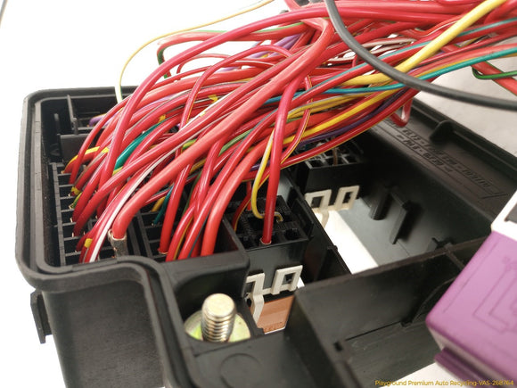 BMW Z3 Engine Fuse Box