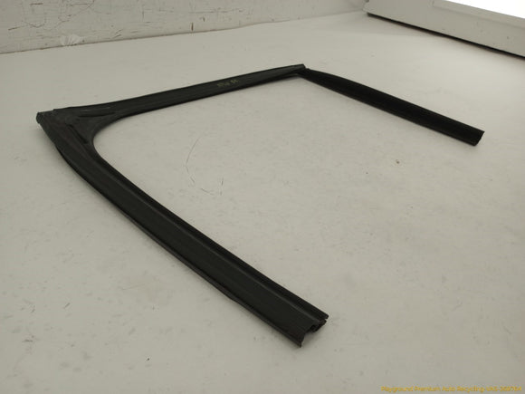 Alfa Romeo Stelvio Passenger Right Rear Door Seal Weatherstrip
