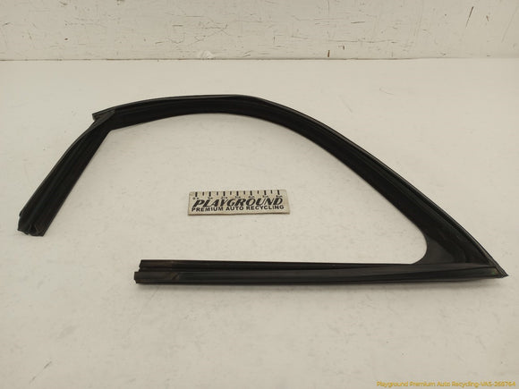 Alfa Romeo Stelvio Driver Left Front Door Seal Weatherstrip