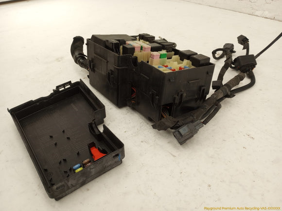 Volvo V50 Engine Fuse Box