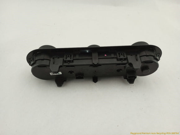 Alfa Romeo Stelvio Climate Control Panel
